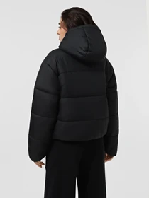 Куртки и дубленки NIKE SPORTSWEAR CLASSIC PUFFER THER модель FZ5899-010 Фото