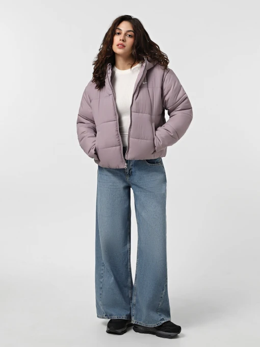 Бавовняна Жіноча Зимова куртка NIKE SPORTSWEAR CLASSIC PUFFER THER фото 2