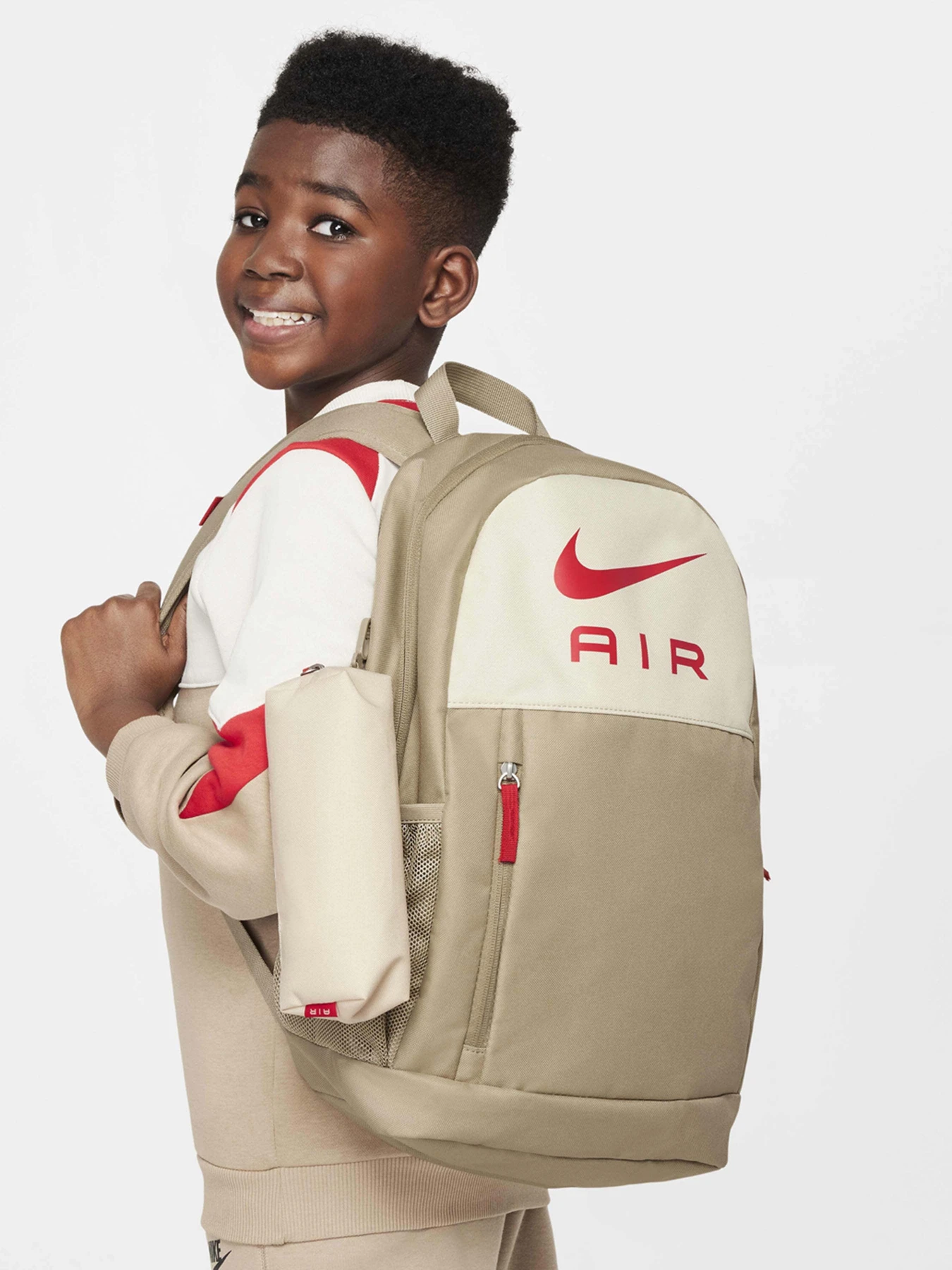 Рюкзаки NIKE ELEMENTAL 20L модель DR6089-247 Рюкзаки NIKE ELEMENTAL 20L модель DR6089-247 Фото