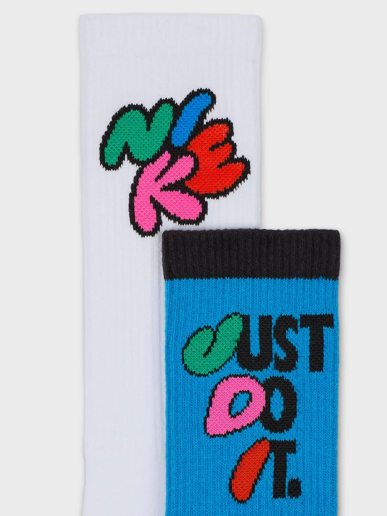 Носки и гольфы NIKE EVERYDAY PLUS CUSHIONED CREW модель HF0851-901 Носки и гольфы NIKE EVERYDAY PLUS CUSHIONED CREW модель HF0851-901 Фото