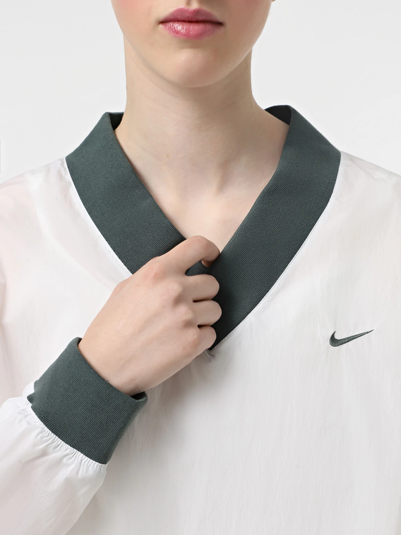 Худи и свитшоты NIKE SPORTSWEAR ESSENTIAL модель FV7649-133 Худи и свитшоты NIKE SPORTSWEAR ESSENTIAL модель FV7649-133 Фото