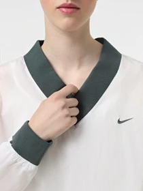 Худи и свитшоты NIKE SPORTSWEAR ESSENTIAL модель FV7649-133 Фото