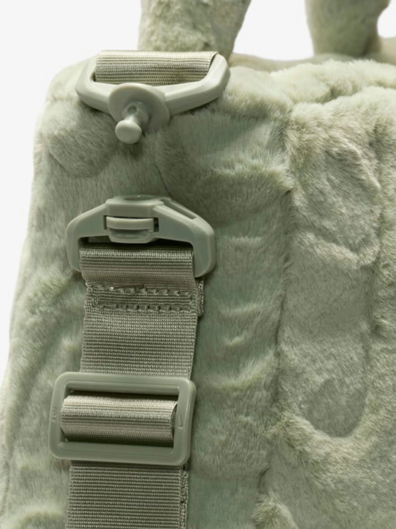 Сумки NIKE SPORTSWEAR FAUX FUR модель FZ1323-370 Сумки NIKE SPORTSWEAR FAUX FUR модель FZ1323-370 Фото