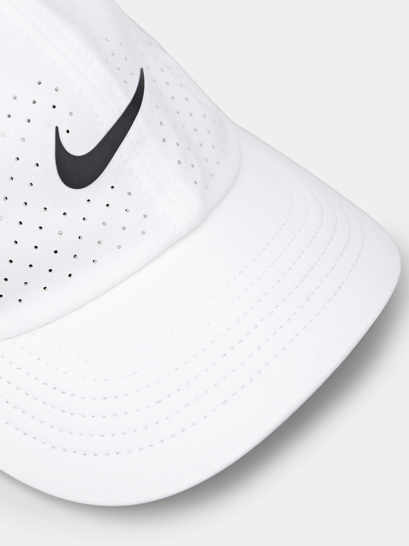 Шапки и кепки NIKE DRI-FIT ADV CLUB TENNIS модель FB5598-100 Фото
