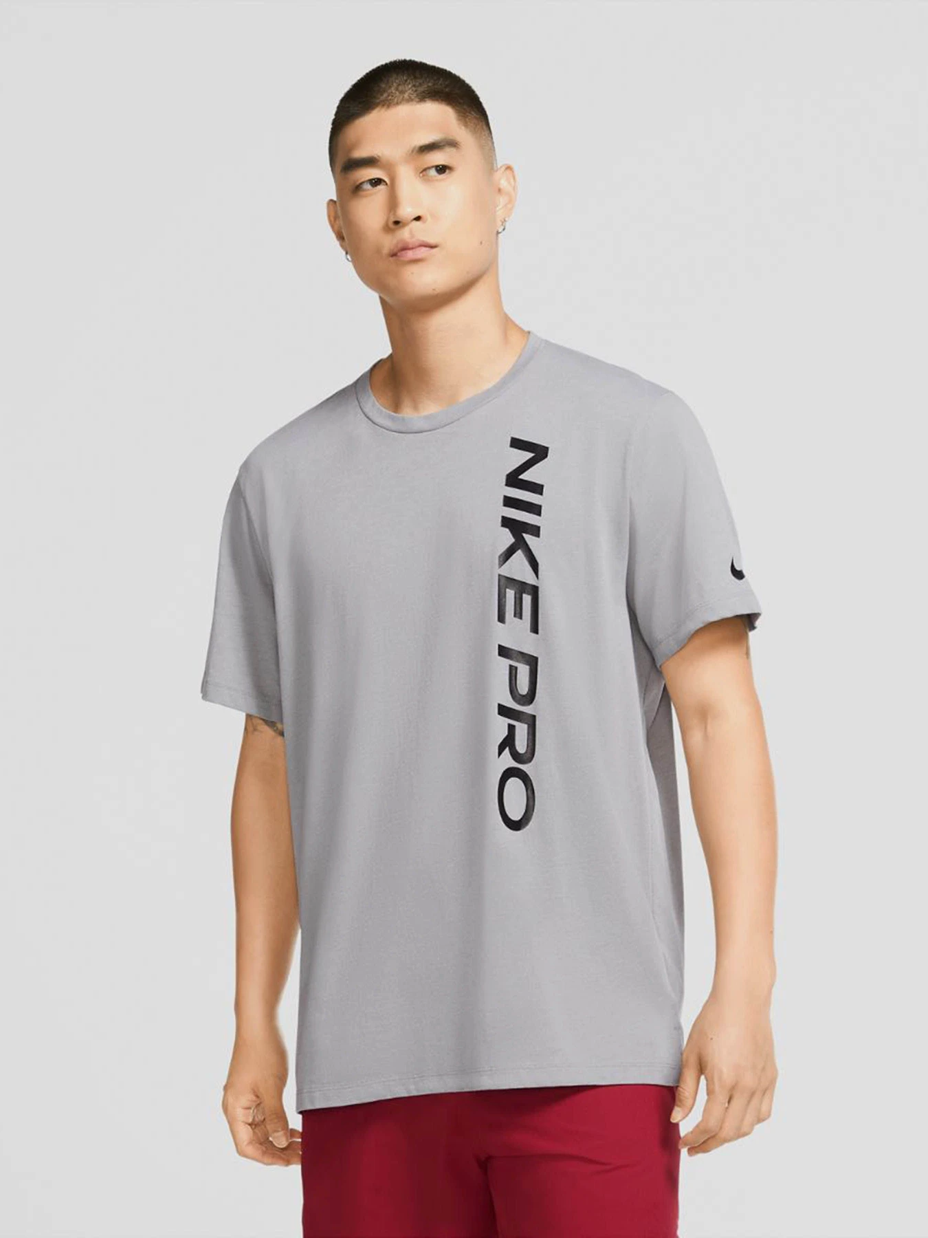 Футболки и поло NIKE Pro модель CU4975-073 Футболки и поло NIKE Pro модель CU4975-073 Фото