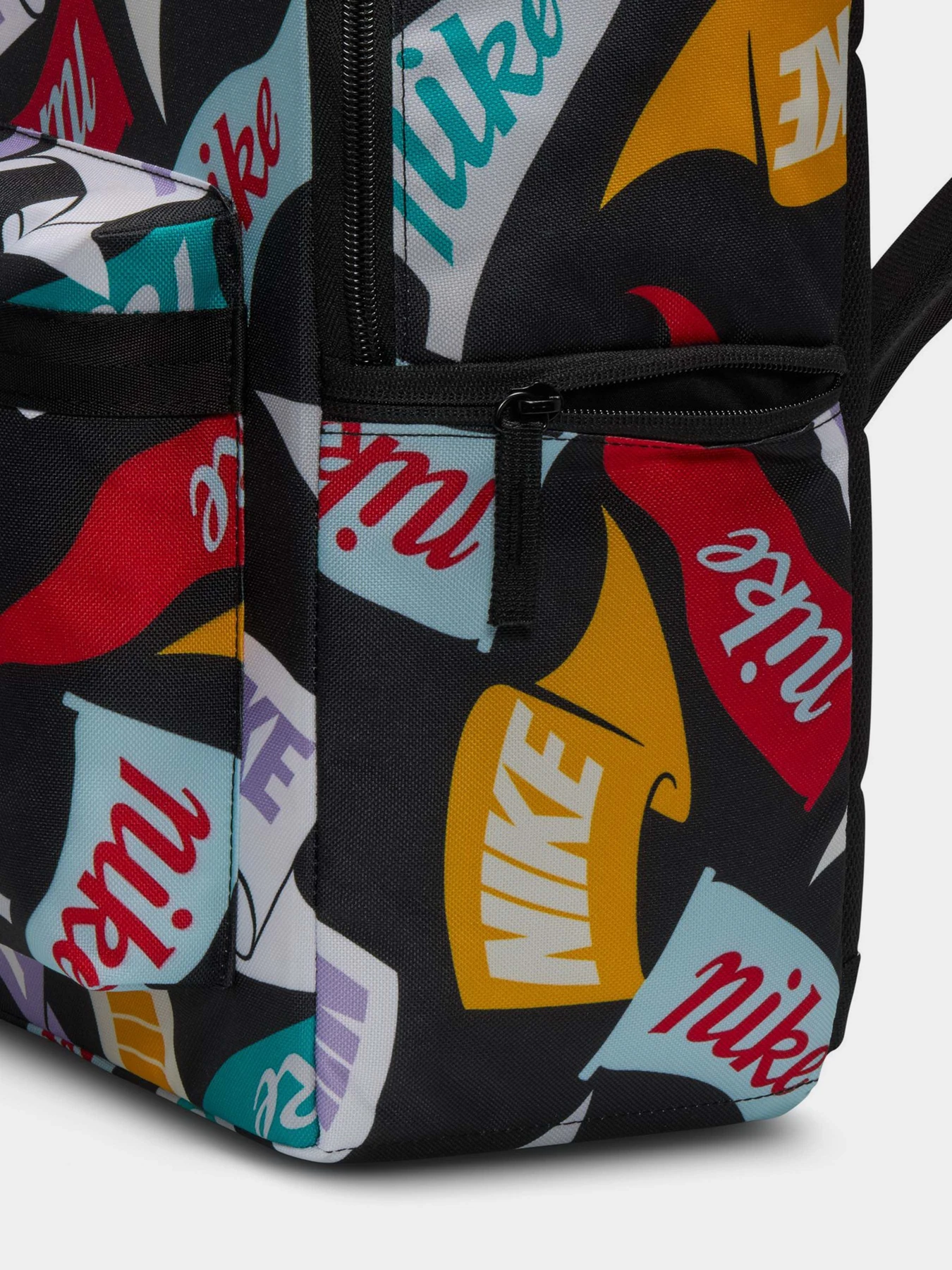 Рюкзаки NIKE HERITAGE 25L модель HJ8322-010 Рюкзаки NIKE HERITAGE 25L модель HJ8322-010 Фото
