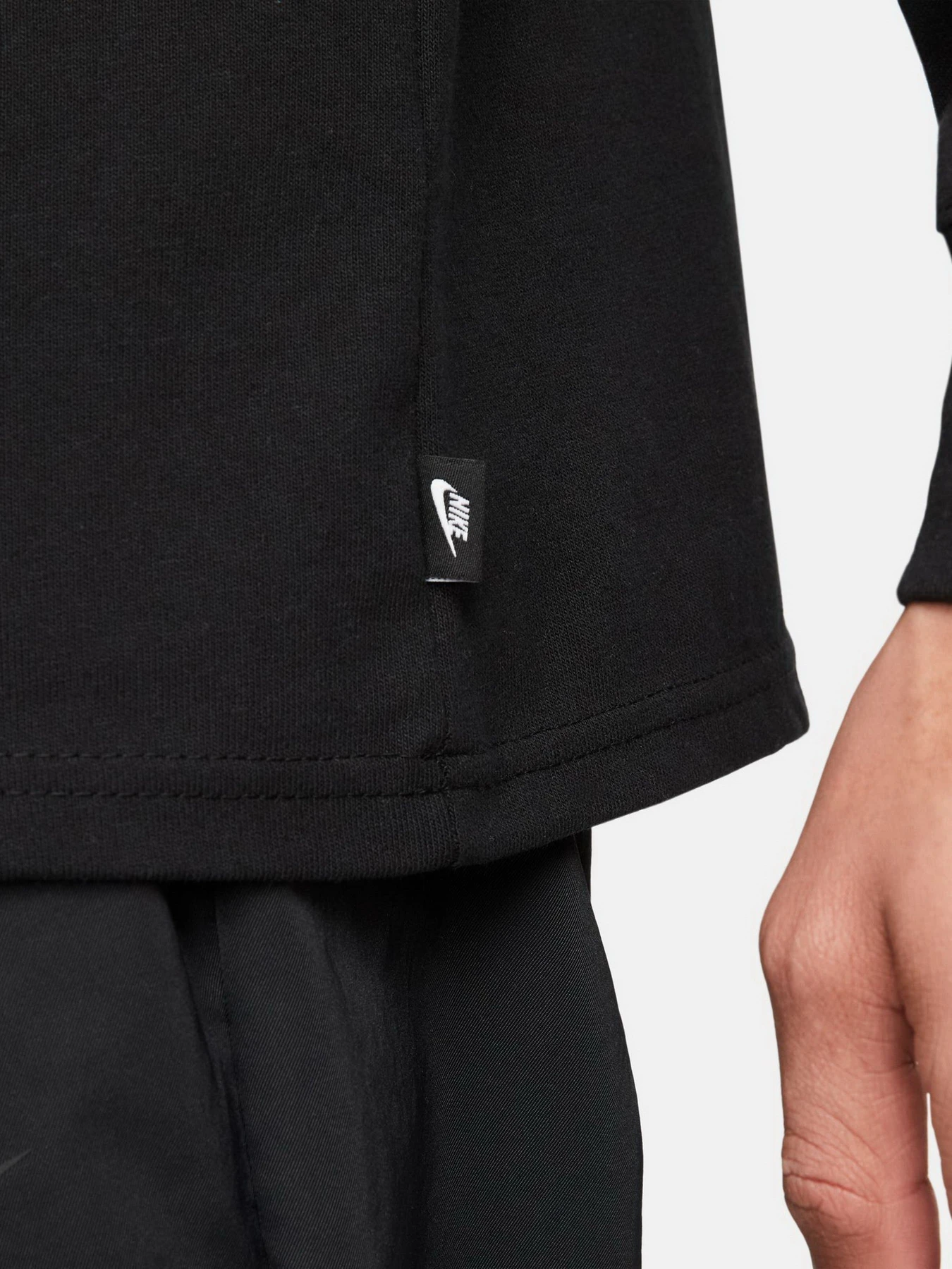 Худі та світшоти NIKE SPORTSWEAR PREMIUM ESSENTIALS модель DO7390-010 Худі та світшоти NIKE SPORTSWEAR PREMIUM ESSENTIALS модель DO7390-010 Фото