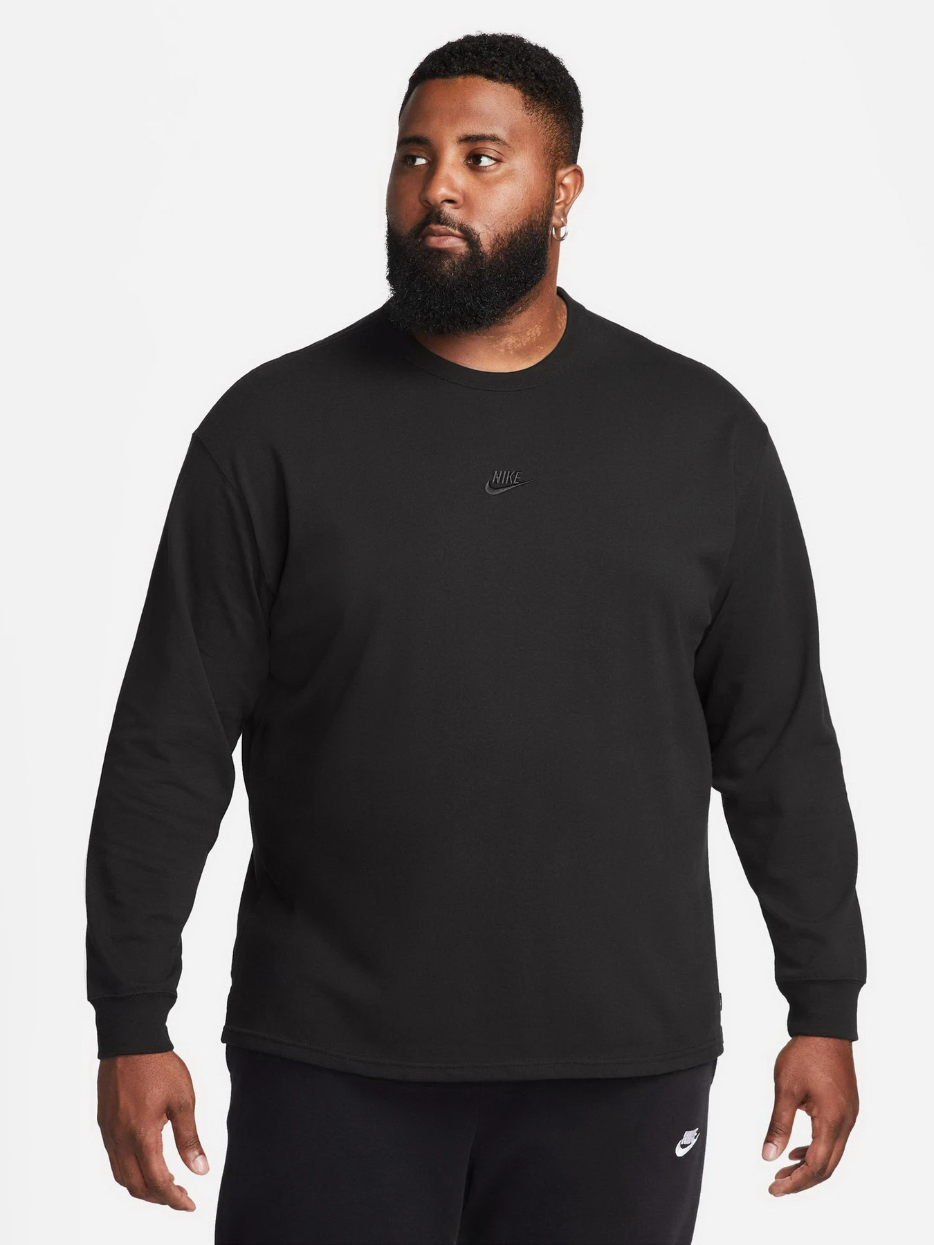 Худі та світшоти NIKE SPORTSWEAR PREMIUM ESSENTIALS модель DO7390-010 Худі та світшоти NIKE SPORTSWEAR PREMIUM ESSENTIALS модель DO7390-010 Фото