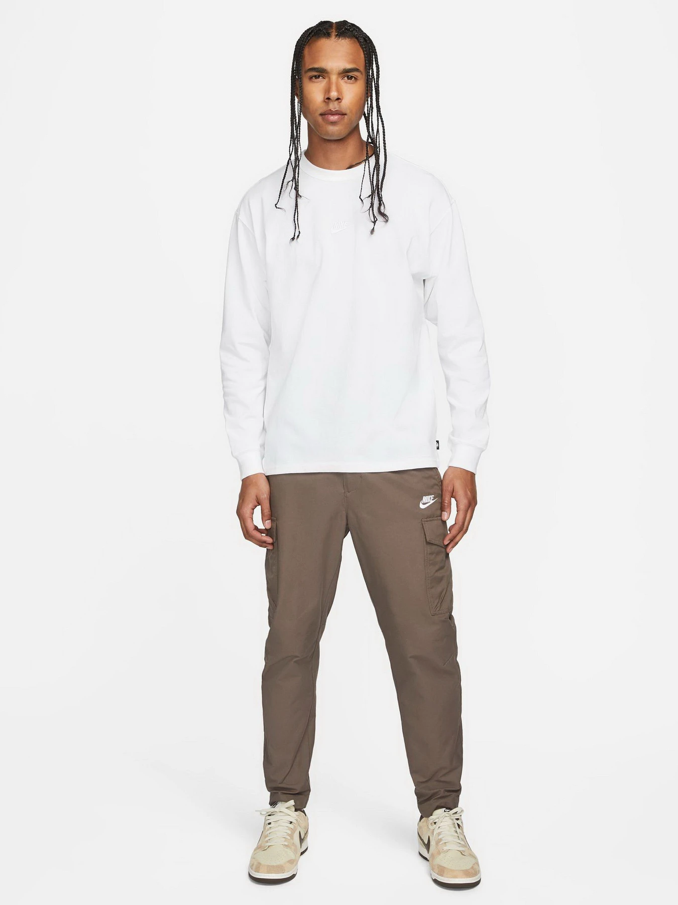 Худі та світшоти NIKE SPORTSWEAR PREMIUM ESSENTIALS модель DO7390-100 Фото