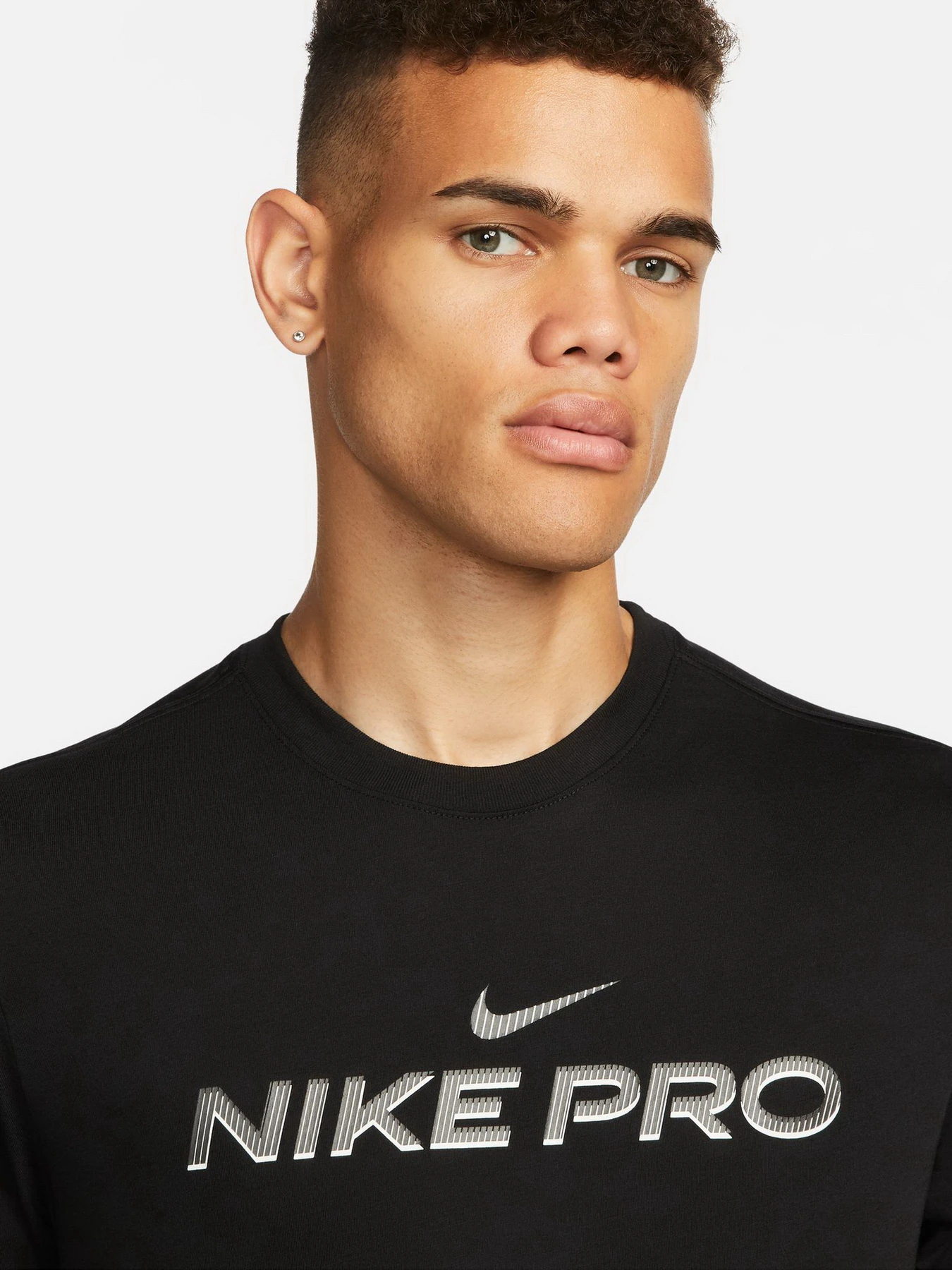 Футболки и поло NIKE PRO DRI-FIT модель FJ2393-010 Футболки и поло NIKE PRO DRI-FIT модель FJ2393-010 Фото