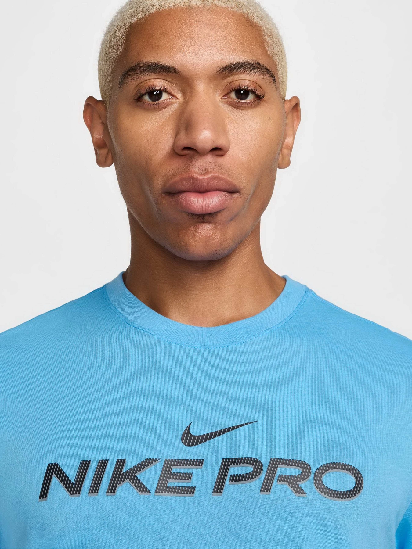 Футболки і поло NIKE PRO DRI-FIT модель FJ2393-413 Футболки і поло NIKE PRO DRI-FIT модель FJ2393-413 Фото