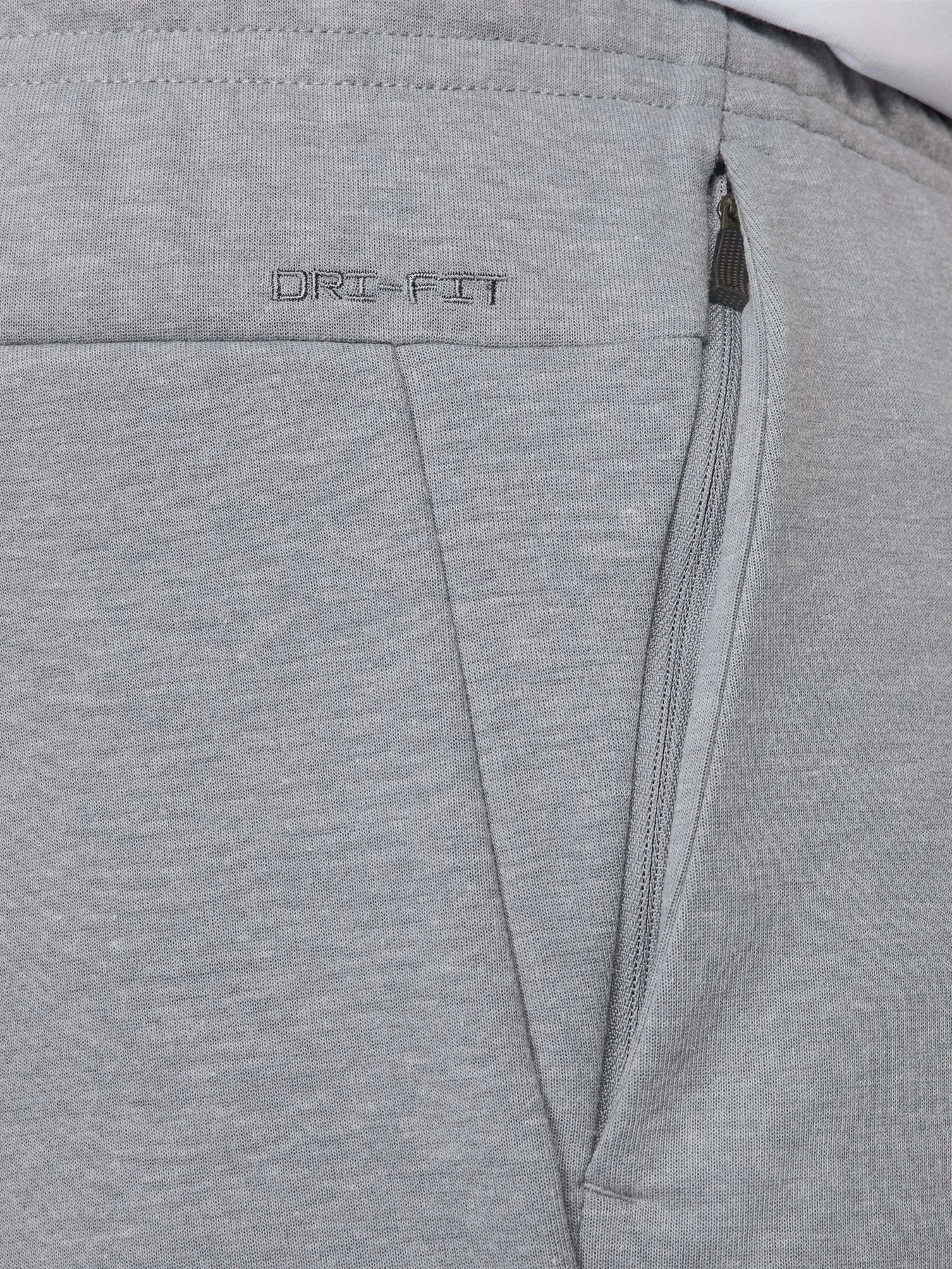 Шорти NIKE DRI-FIT PRIMARY 7IN модель FZ0961-065 Шорти NIKE DRI-FIT PRIMARY 7IN модель FZ0961-065 Фото
