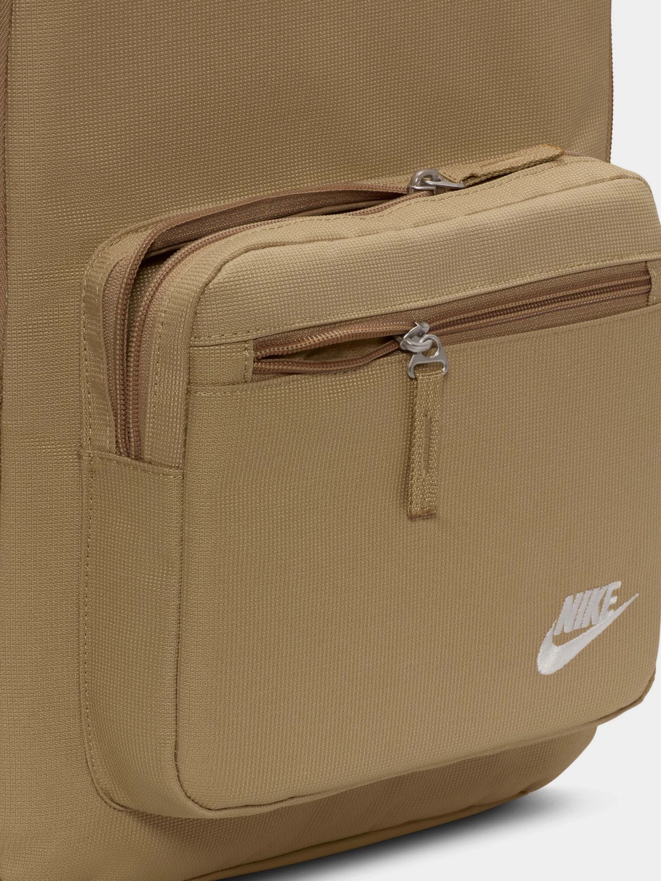 Рюкзаки NIKE HERITAGE EUGENE 23L модель DB3300-297 Рюкзаки NIKE HERITAGE EUGENE 23L модель DB3300-297 Фото