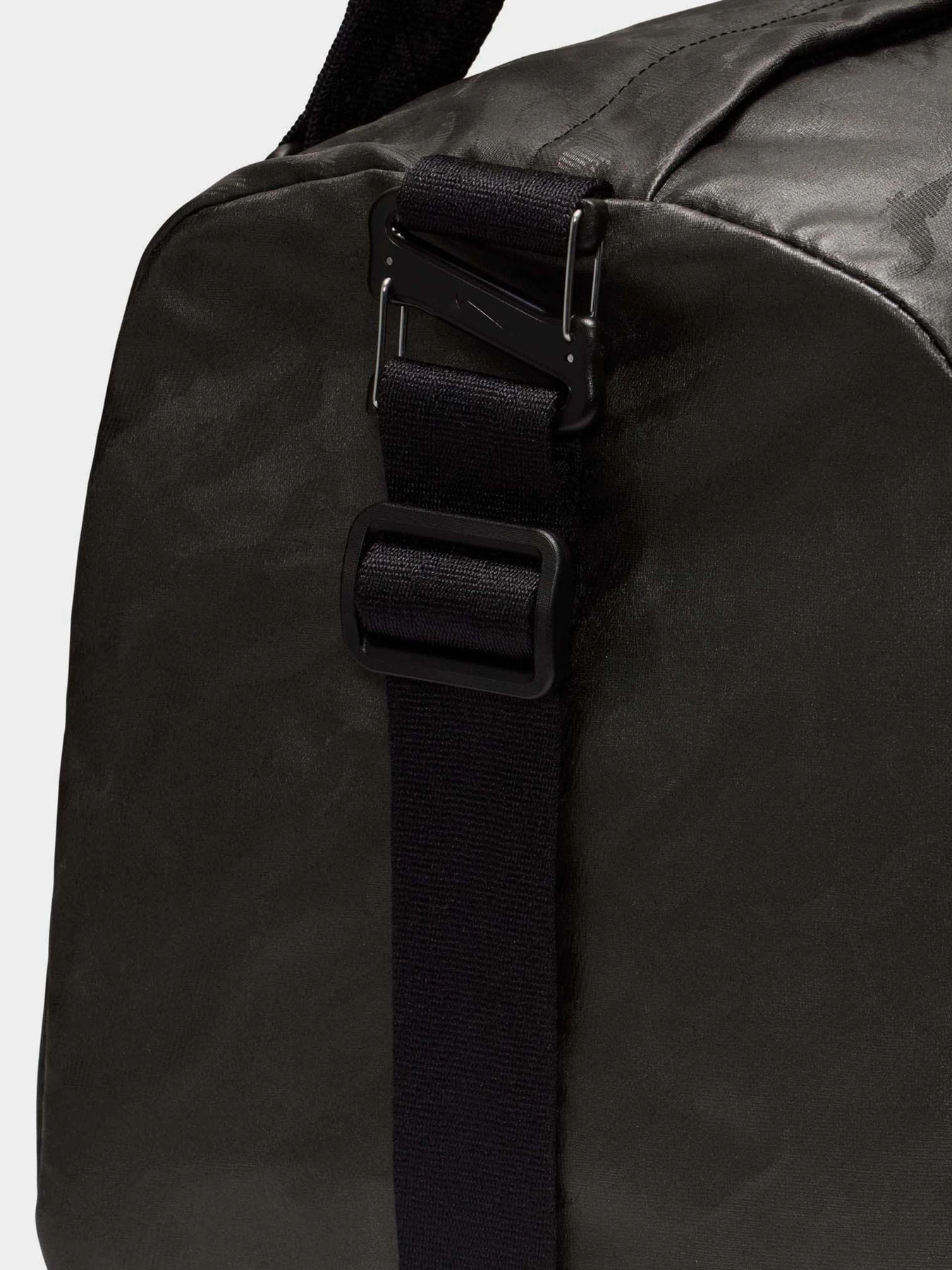 Сумки NIKE STORM-FIT ADV DUFFLE 38L модель FZ6367-010 Сумки NIKE STORM-FIT ADV DUFFLE 38L модель FZ6367-010 Фото