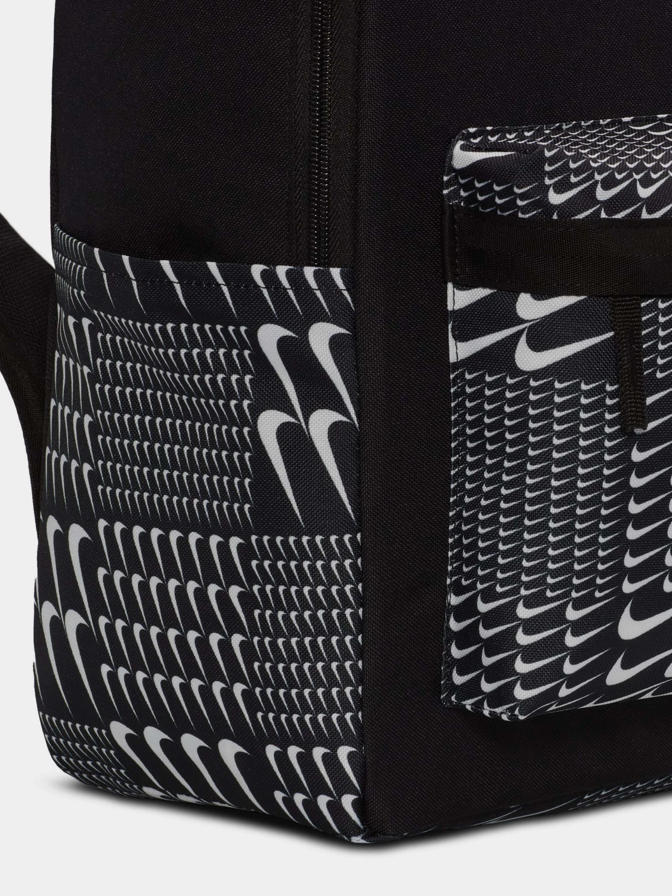 Рюкзаки NIKE HERITAGE SWOOSH GRID 25L модель HM4414-010 Рюкзаки NIKE HERITAGE SWOOSH GRID 25L модель HM4414-010 Фото