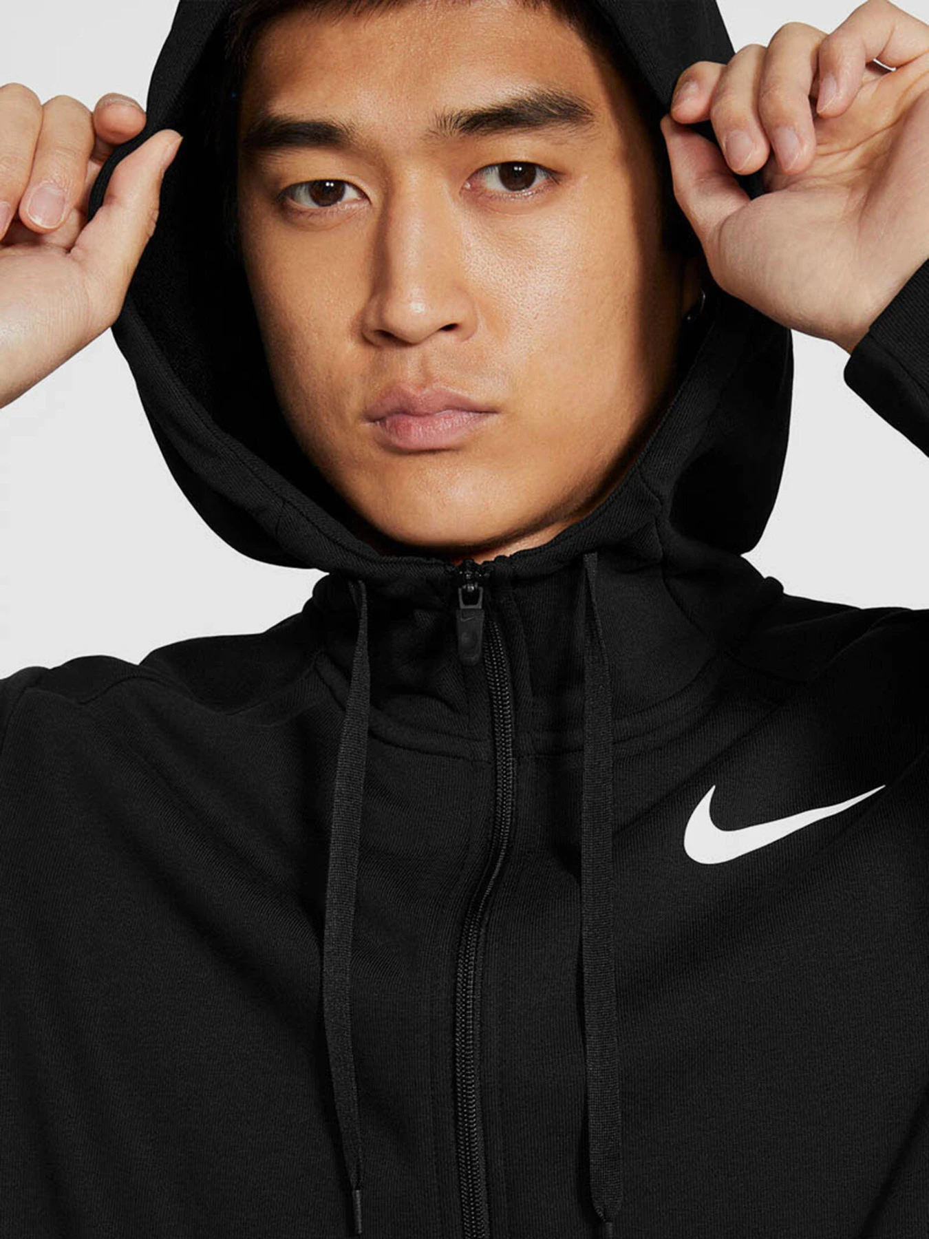 Худі та світшоти NIKE Dri-FIT модель CZ6376-010 Худі та світшоти NIKE Dri-FIT модель CZ6376-010 Фото