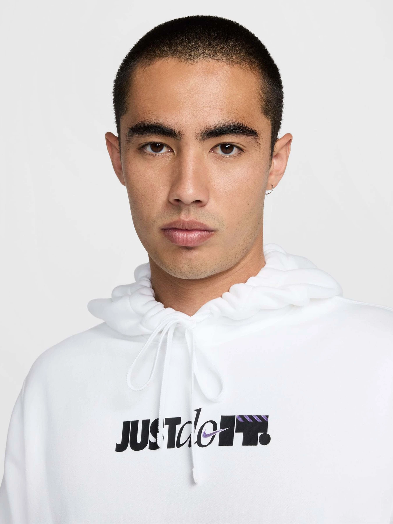 Худи и свитшоты NIKE CLUB PULL-OVER модель HJ0606-100 Фото