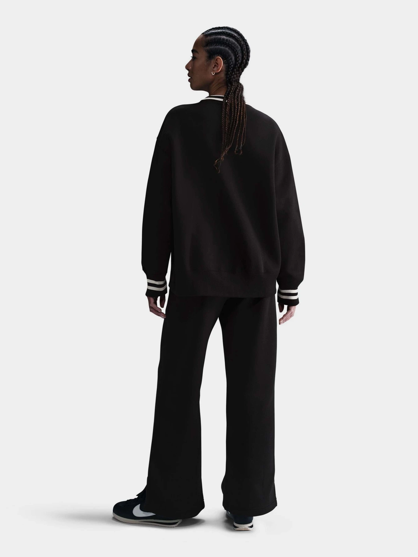 Худі та світшоти NIKE SPORTSWEAR PHOENIX FLEECE модель HJ0949-010 Фото