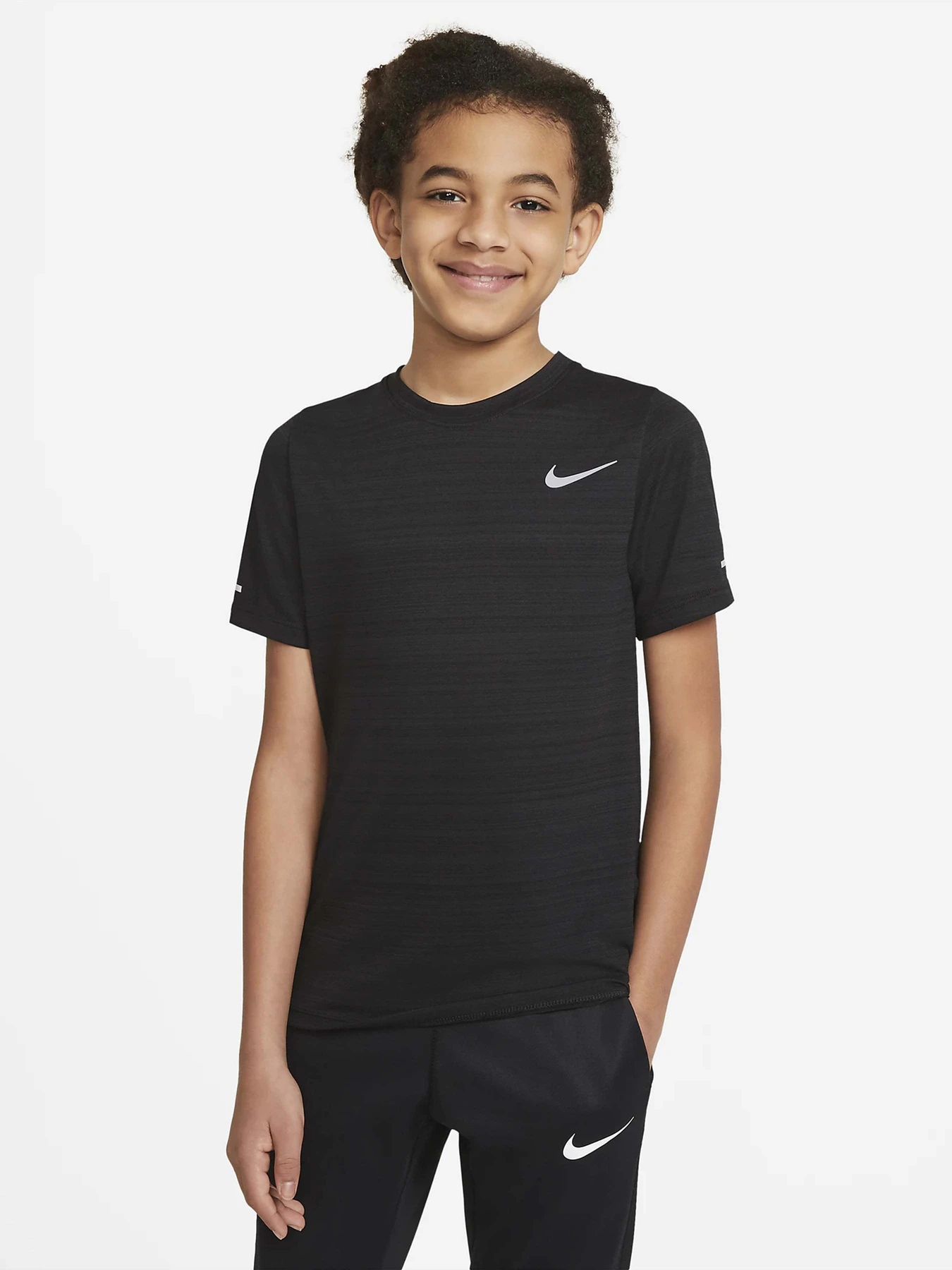 Футболки і поло NIKE DRI-FIT MILER модель DD3055-010 Футболки і поло NIKE DRI-FIT MILER модель DD3055-010 Фото