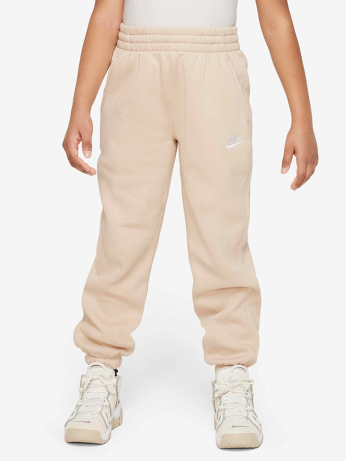 Брюки NIKE SPORTSWEAR CLUB FLEECE модель FD2933-126 Брюки NIKE SPORTSWEAR CLUB FLEECE модель FD2933-126 Фото