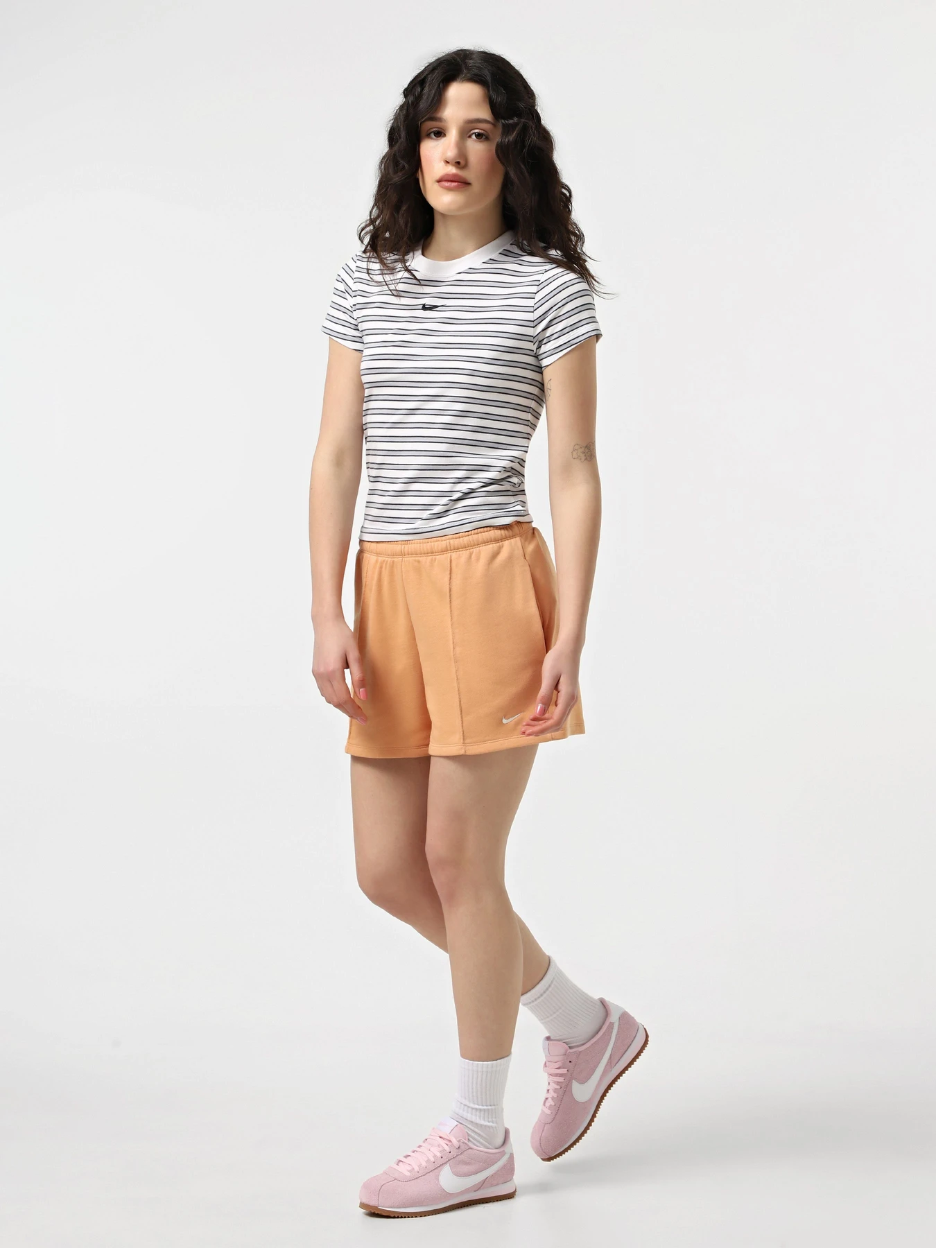 Шорти NIKE SPORTSWEAR CHILL FRENCH TERRY модель HF6940-856 Шорти NIKE SPORTSWEAR CHILL FRENCH TERRY модель HF6940-856 Фото