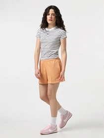 Шорти NIKE SPORTSWEAR CHILL FRENCH TERRY модель HF6940-856 Фото