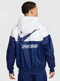 Куртки и дубленки NIKE SPORTSWEAR WINDRUNNER модель HJ2040-100 Фото