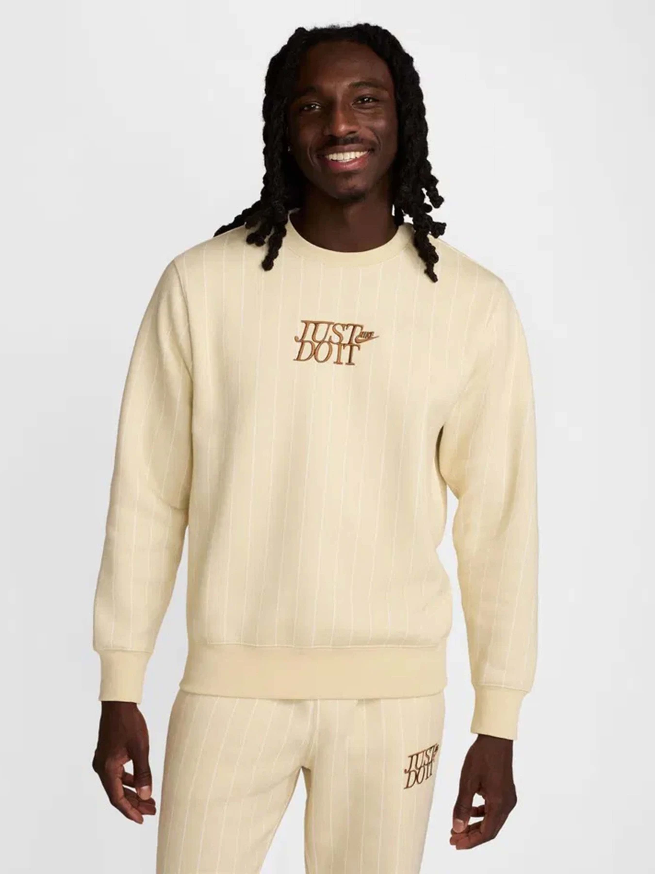 Худи и свитшоты NIKE SPORTSWEAR CLUB модель HJ2157-234 Худи и свитшоты NIKE SPORTSWEAR CLUB модель HJ2157-234 Фото