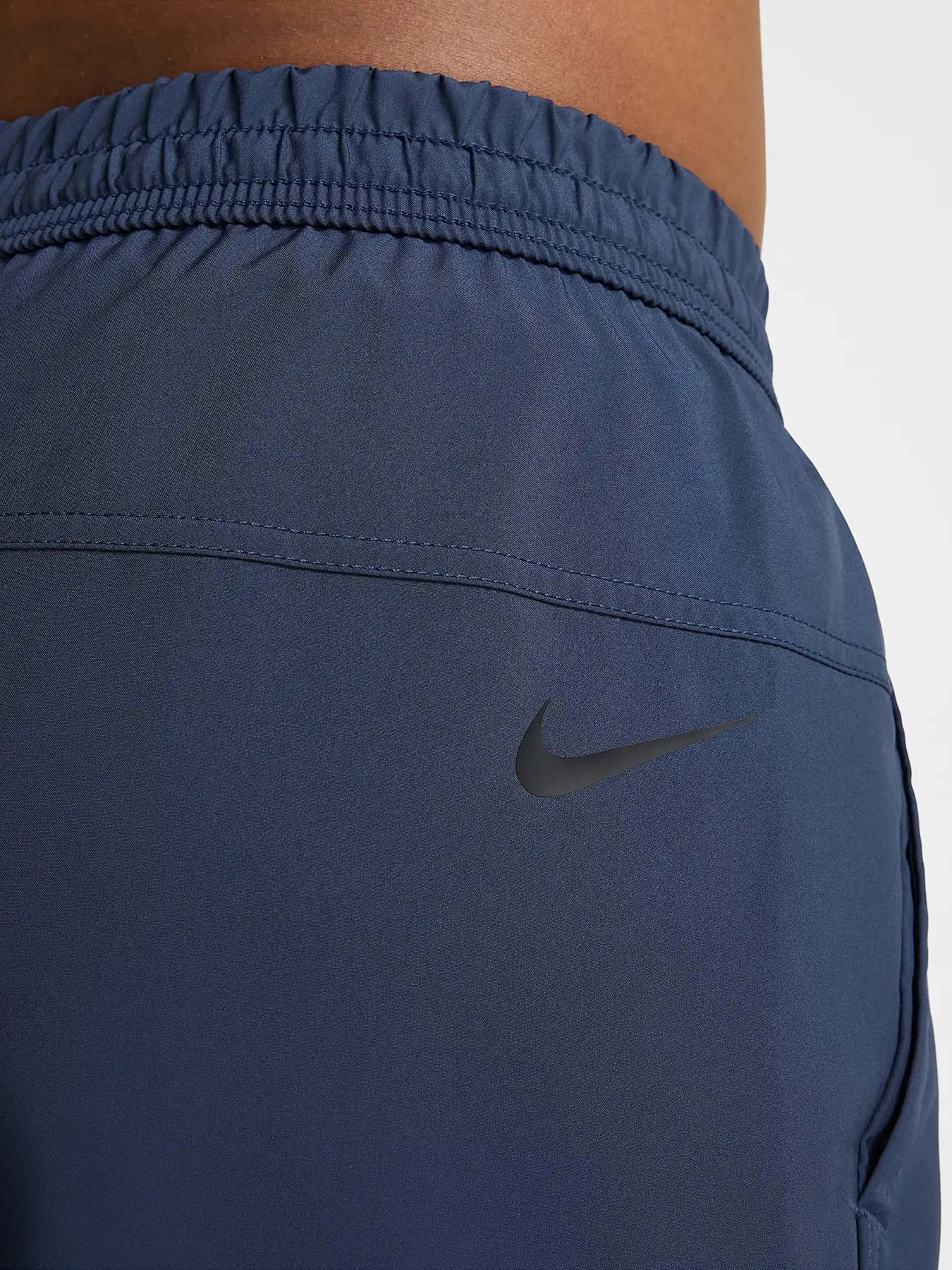 Шорти NIKE DRI-FIT FORM 7" UNLINED SWOOSH модель HJ3105-437 Фото