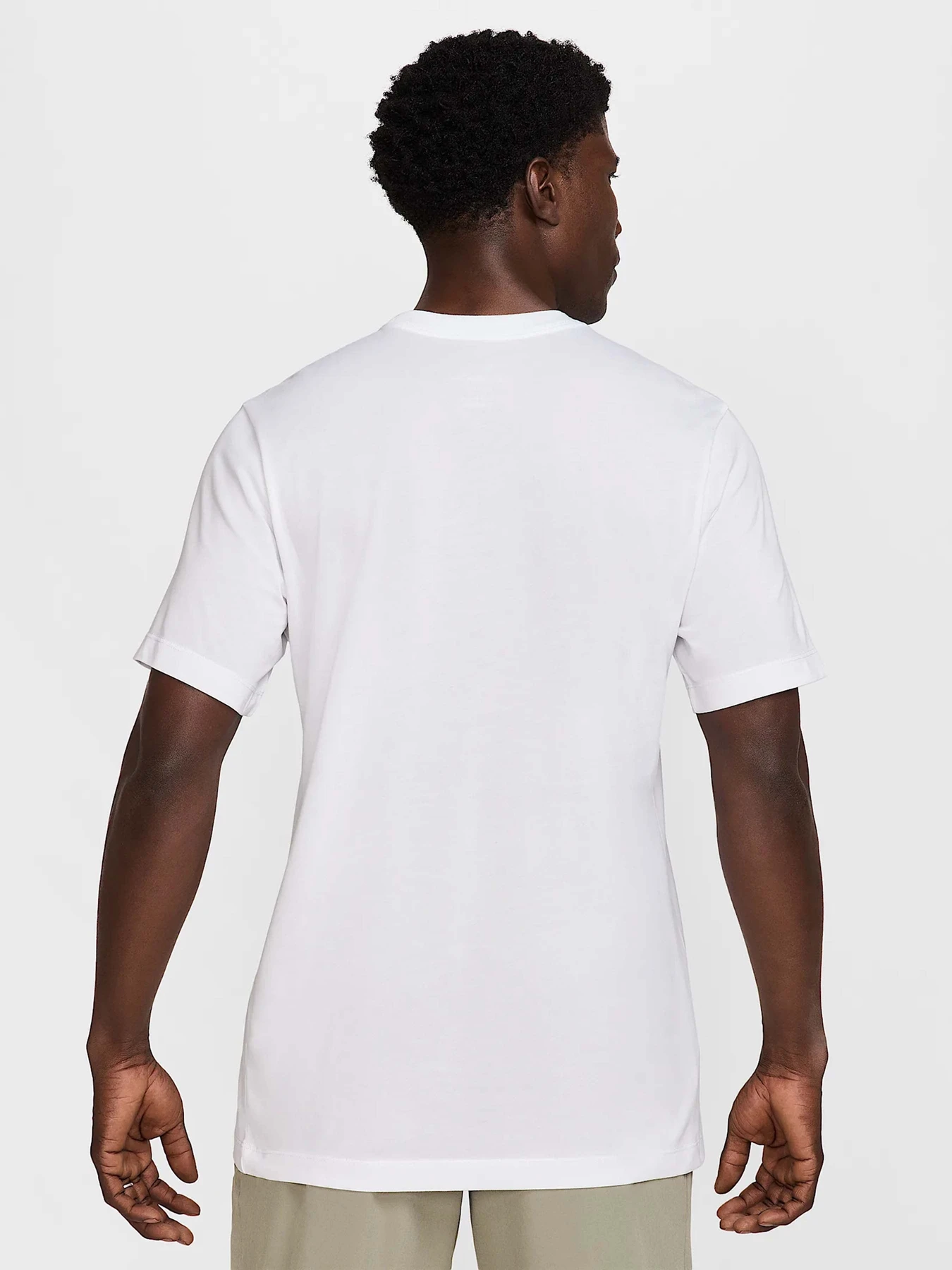 Футболки и поло NIKE DRI-FIT FITNESS модель HJ3611-100 Футболки и поло NIKE DRI-FIT FITNESS модель HJ3611-100 Фото