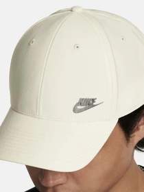 Шапки та кепки NIKE DRI-FIT CLUB METAL LOGO модель FB5371-113 Фото