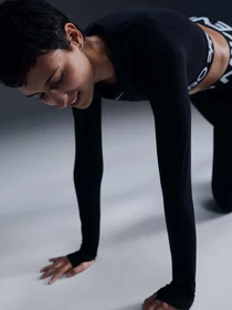 Футболки и поло NIKE PRO 365 DRI-FIT модель FV5484-010 Фото