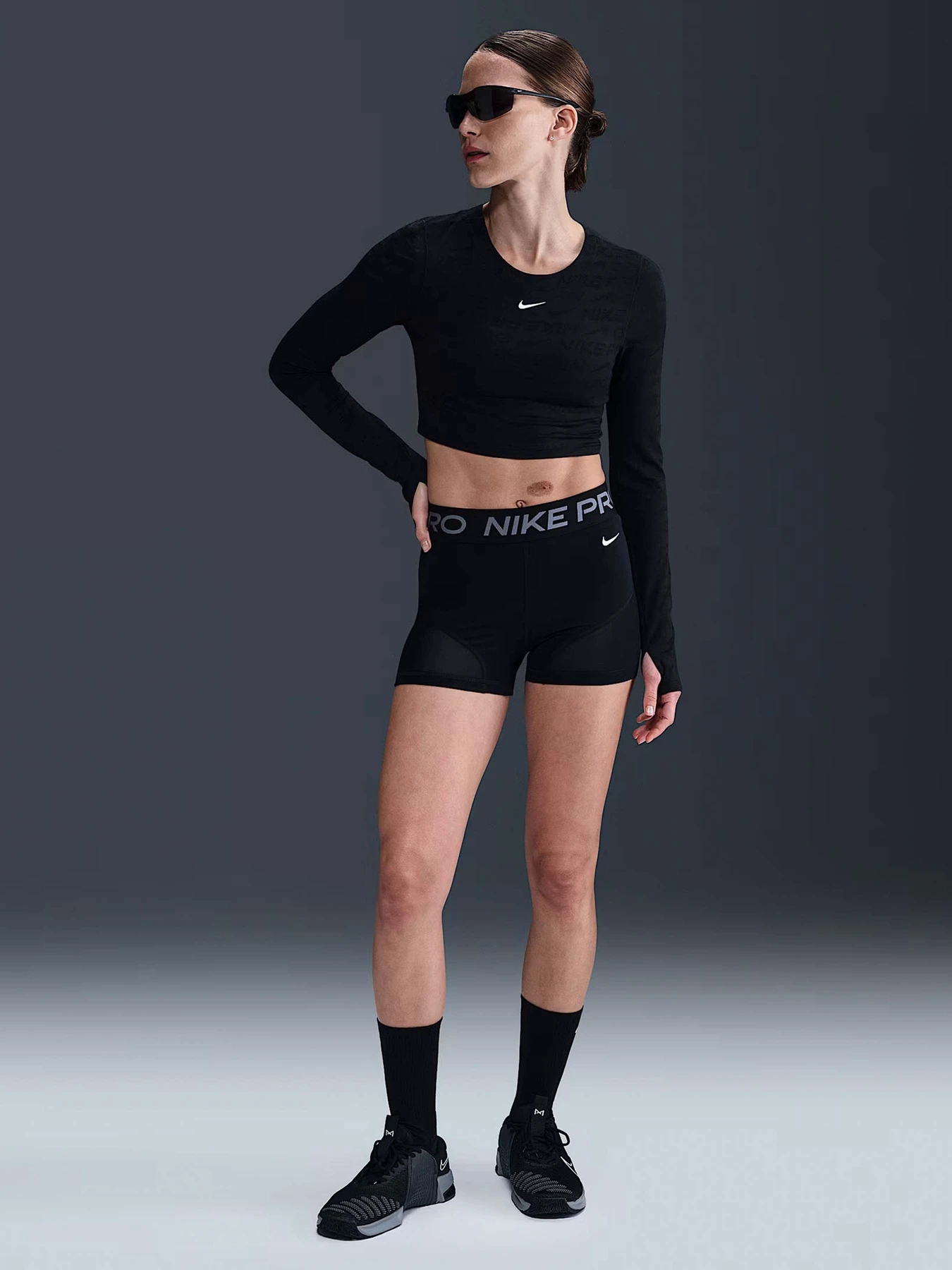 Футболки и поло NIKE PRO DRI-FIT модель HJ4281-010 Фото