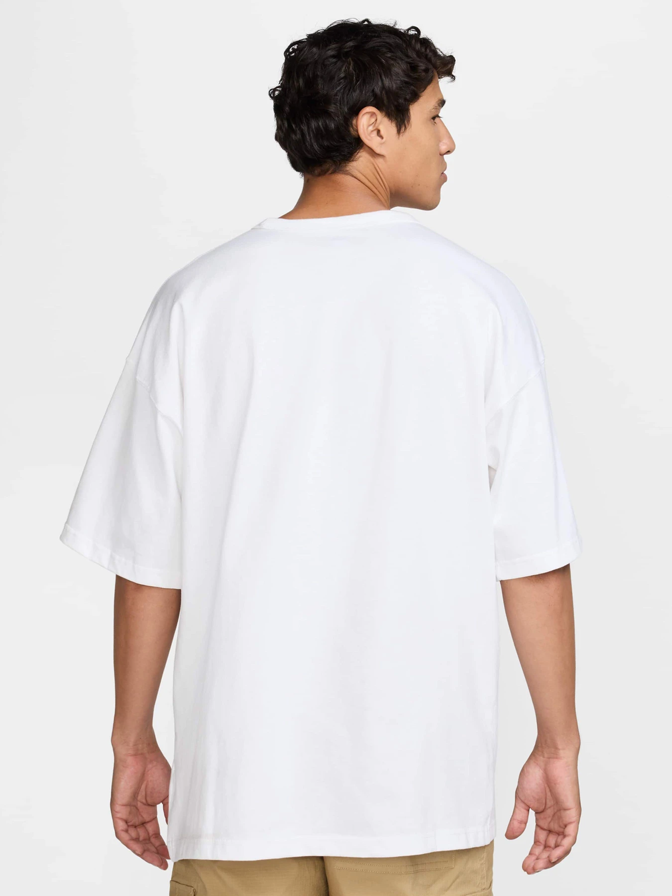 Футболки і поло NIKE SPORTSWEAR PREMIUM ESSENTIALS модель HF9606-100 Футболки і поло NIKE SPORTSWEAR PREMIUM ESSENTIALS модель HF9606-100 Фото