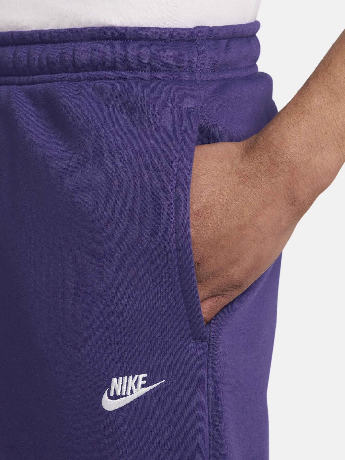 Брюки NIKE CLUB MEN'S JOGGERS модель FN3787-507 Фото