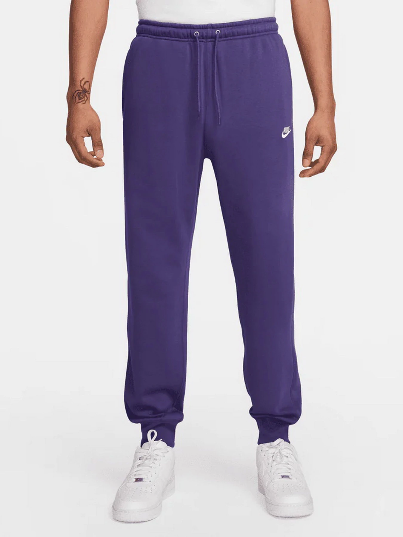 Брюки NIKE CLUB MEN'S JOGGERS модель FN3787-507 Фото