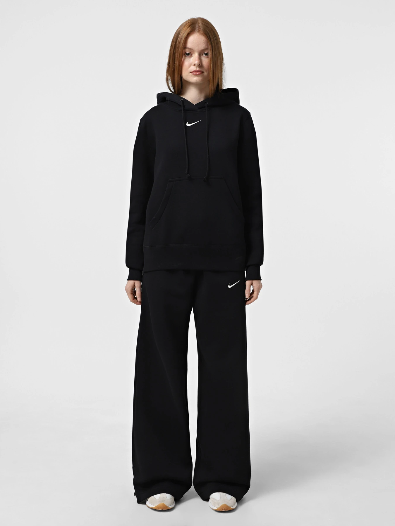 Худи и свитшоты NIKE SPORTSWEAR PHOENIX FLEECE модель HF6839-010 Фото