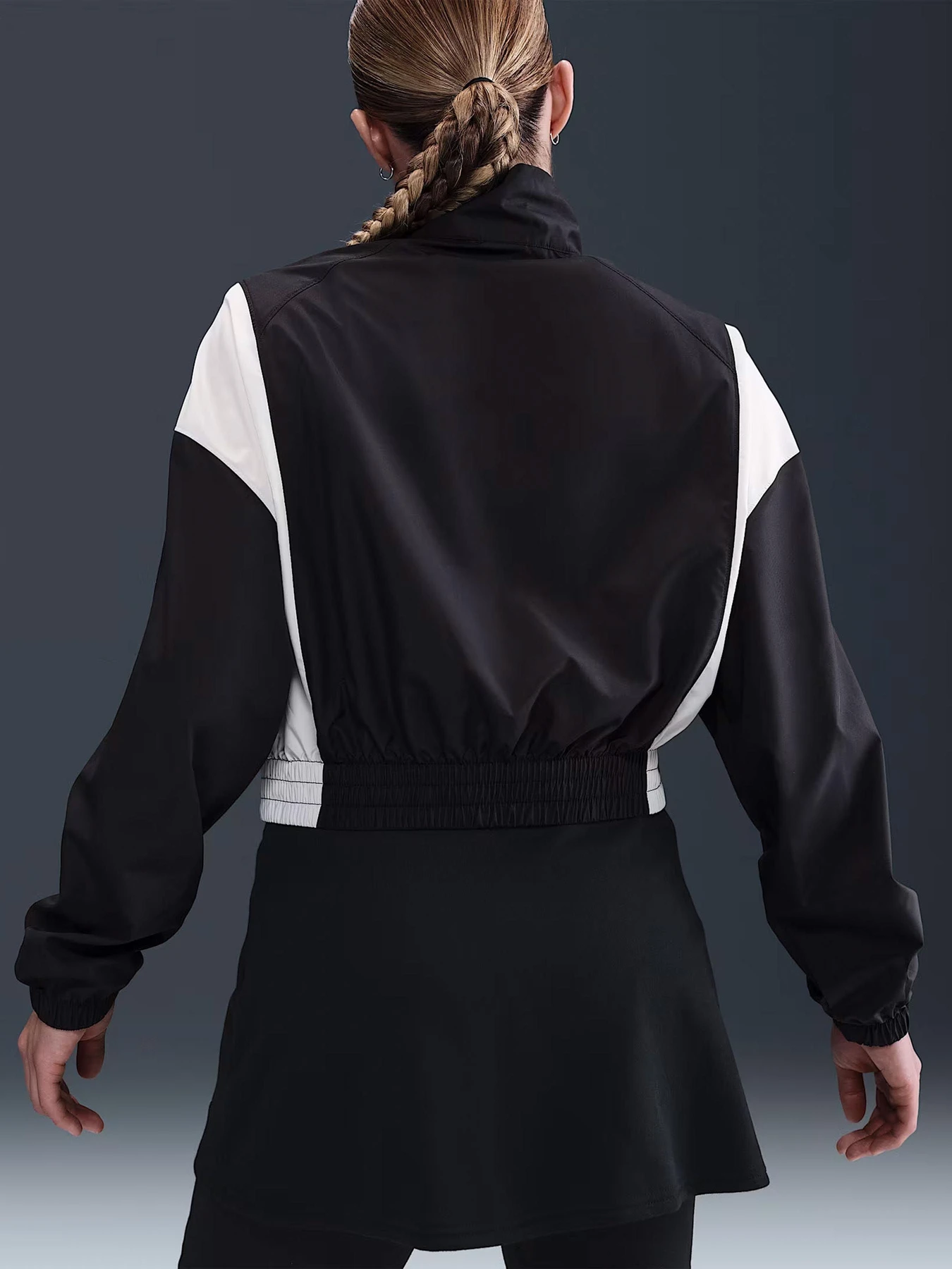 Худи и свитшоты NIKE SPORTSWEAR модель IH8478-010 Худи и свитшоты NIKE SPORTSWEAR модель IH8478-010 Фото