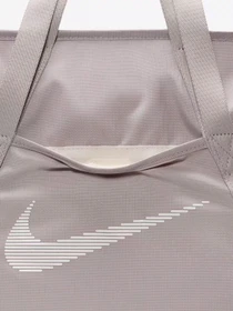Сумки NIKE GYM TOTE 28L модель DR7217-009 Фото