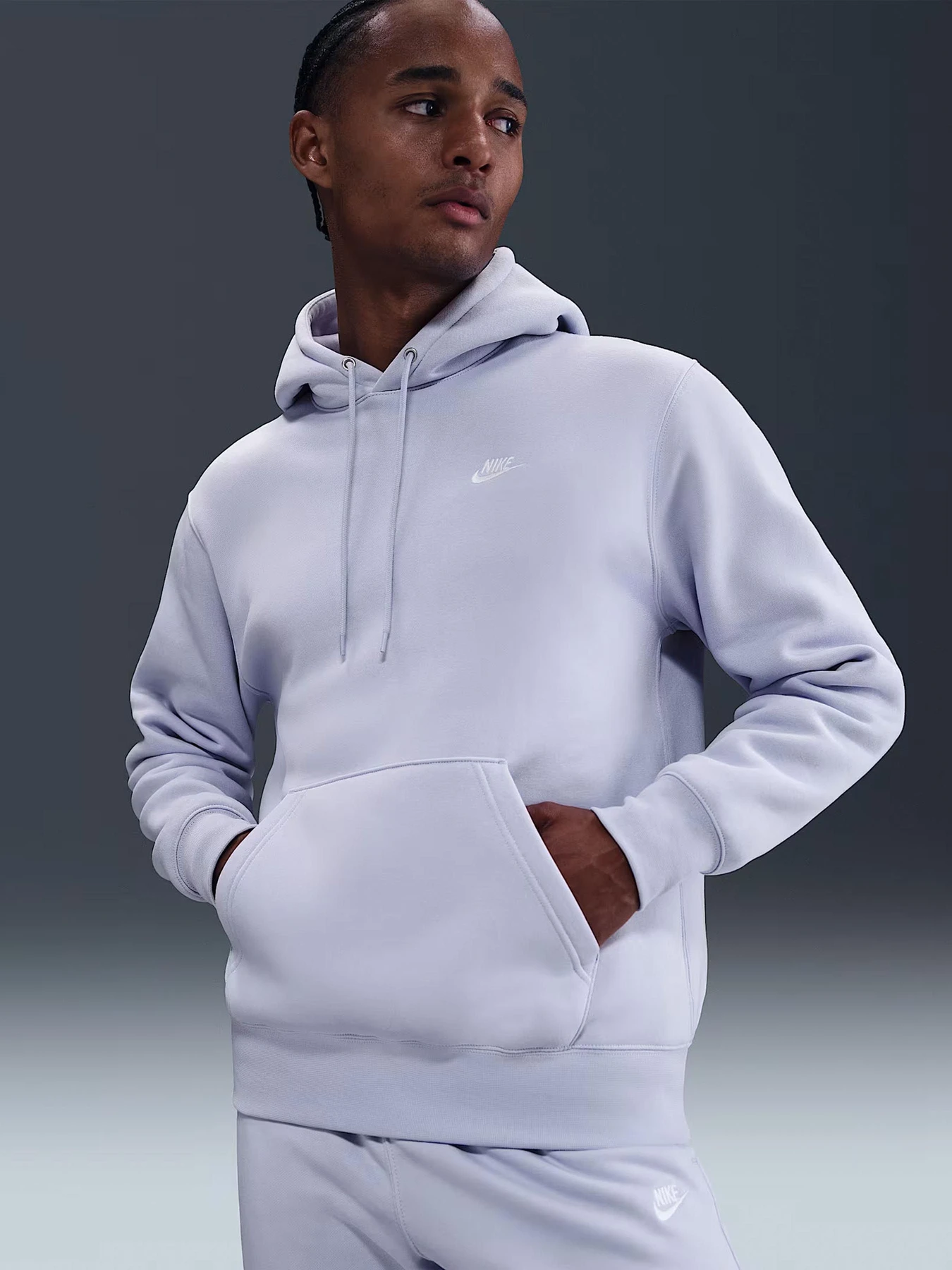 Худі та світшоти NIKE M NK CLUB BB PO модель FN3859-057 Худі та світшоти NIKE M NK CLUB BB PO модель FN3859-057 Фото