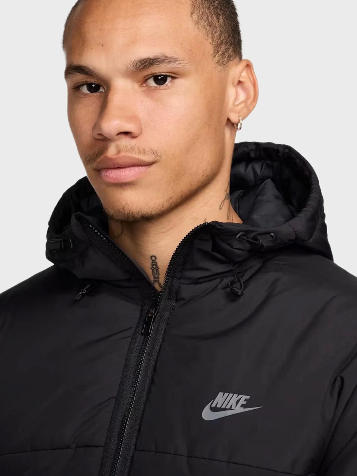 Куртки и дубленки NIKE OW SYN FILL модель HF6825-010 Куртки и дубленки NIKE OW SYN FILL модель HF6825-010 Фото