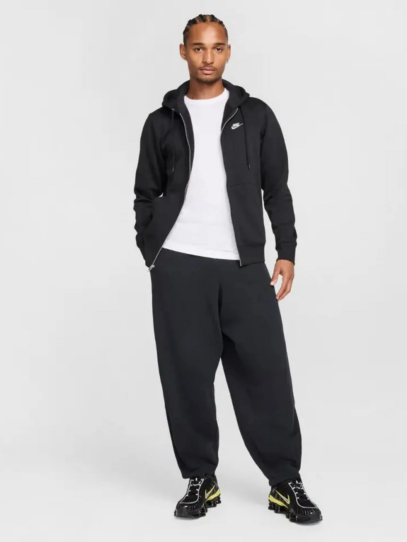 Худи и свитшоты NIKE CLUB модель FN3861-010 Фото