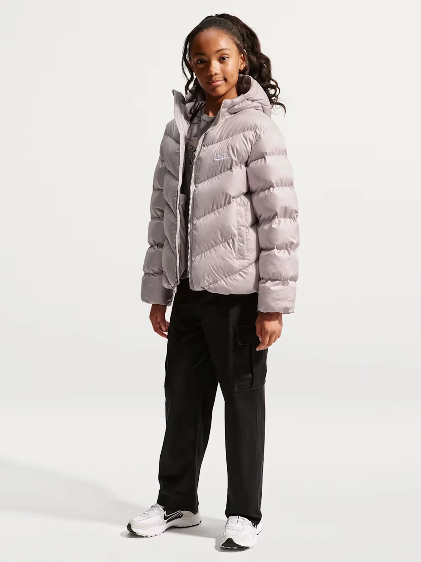 Куртки та дублянки NIKE ADP PUFFER модель HQ4976-211 Фото