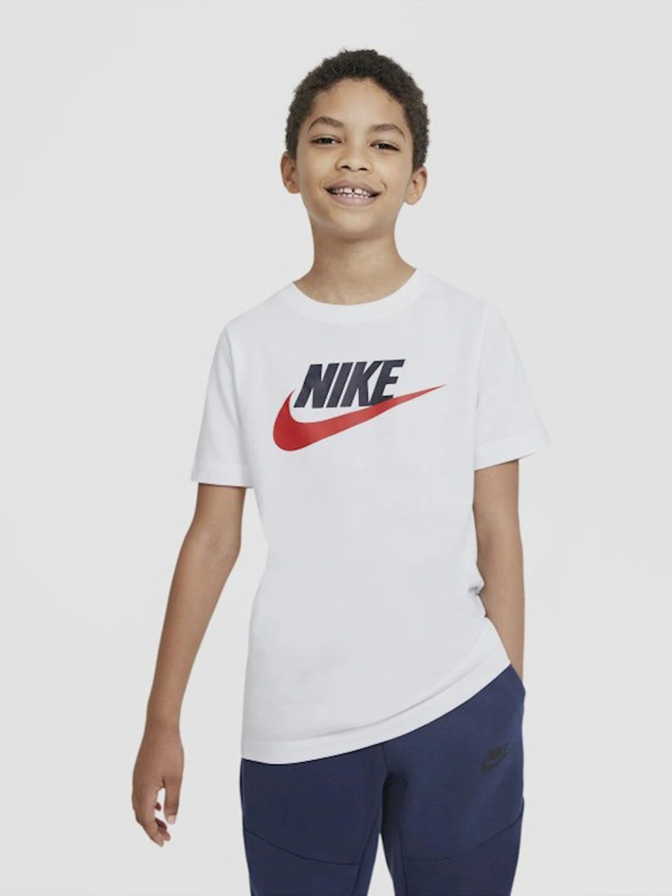 Футболки и поло NIKE Sportswear модель AR5252-107 Футболки и поло NIKE Sportswear модель AR5252-107 Фото