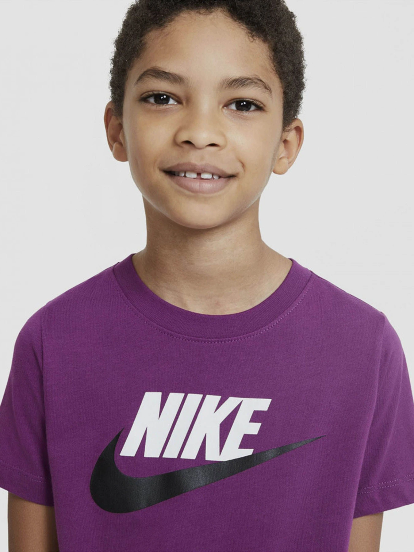 Футболки и поло NIKE Sportswear модель AR5252-503 Футболки и поло NIKE Sportswear модель AR5252-503 Фото