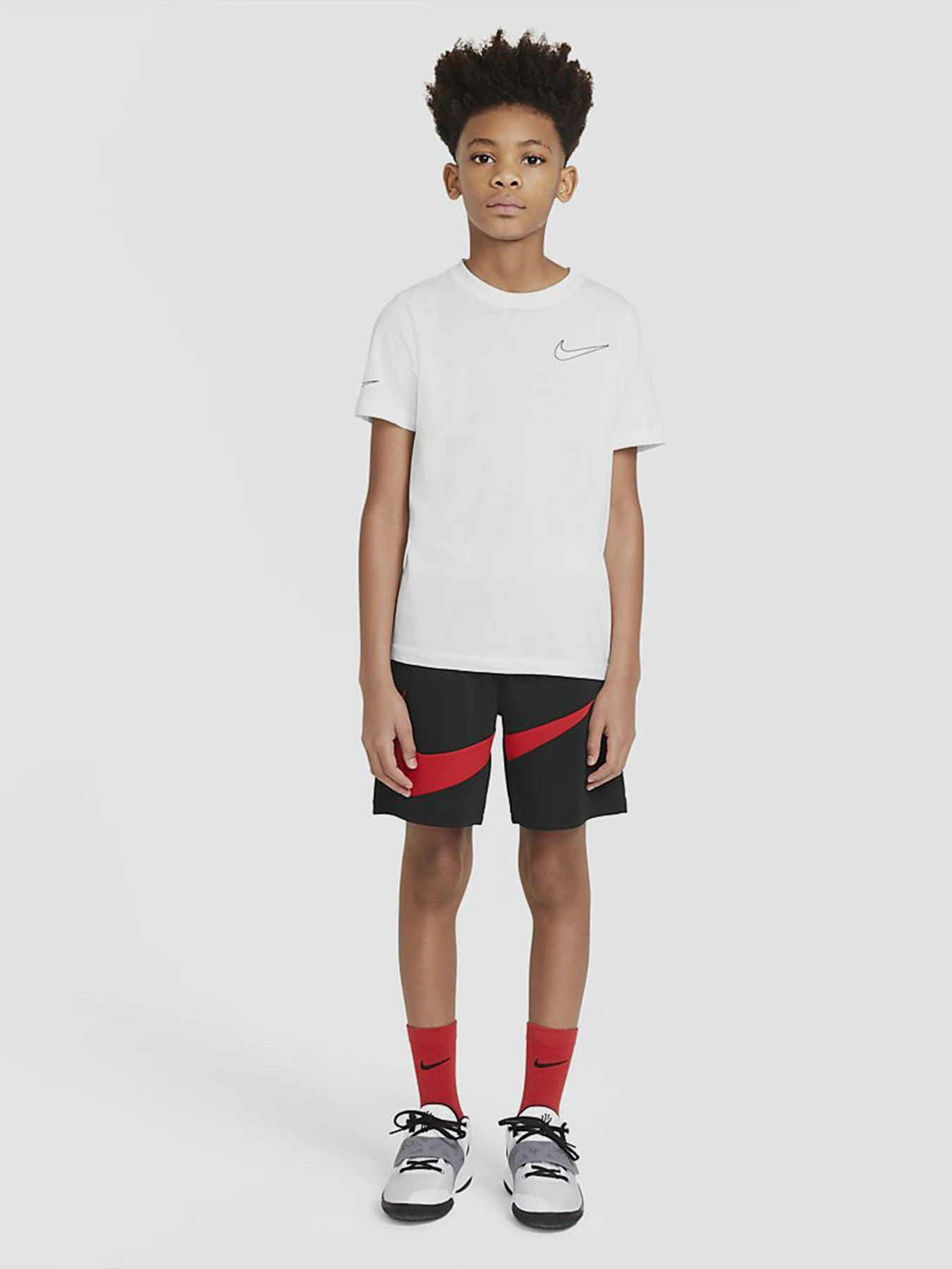 Шорты NIKE Dri-FIT модель DA0161-011 Шорты NIKE Dri-FIT модель DA0161-011 Фото