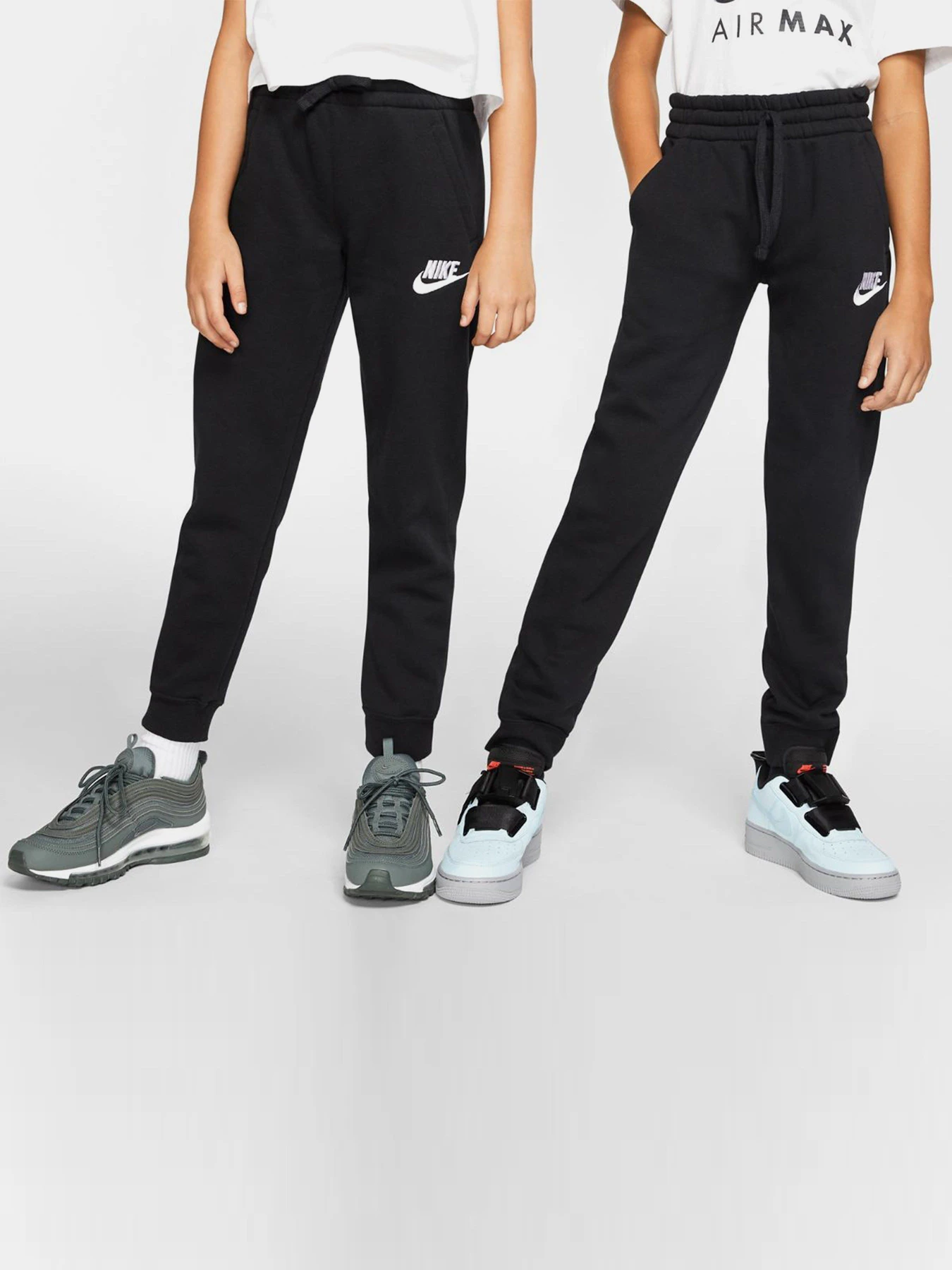 Брюки NIKE Sportswear Club Fleece модель CI2911-010 Брюки NIKE Sportswear Club Fleece модель CI2911-010 Фото