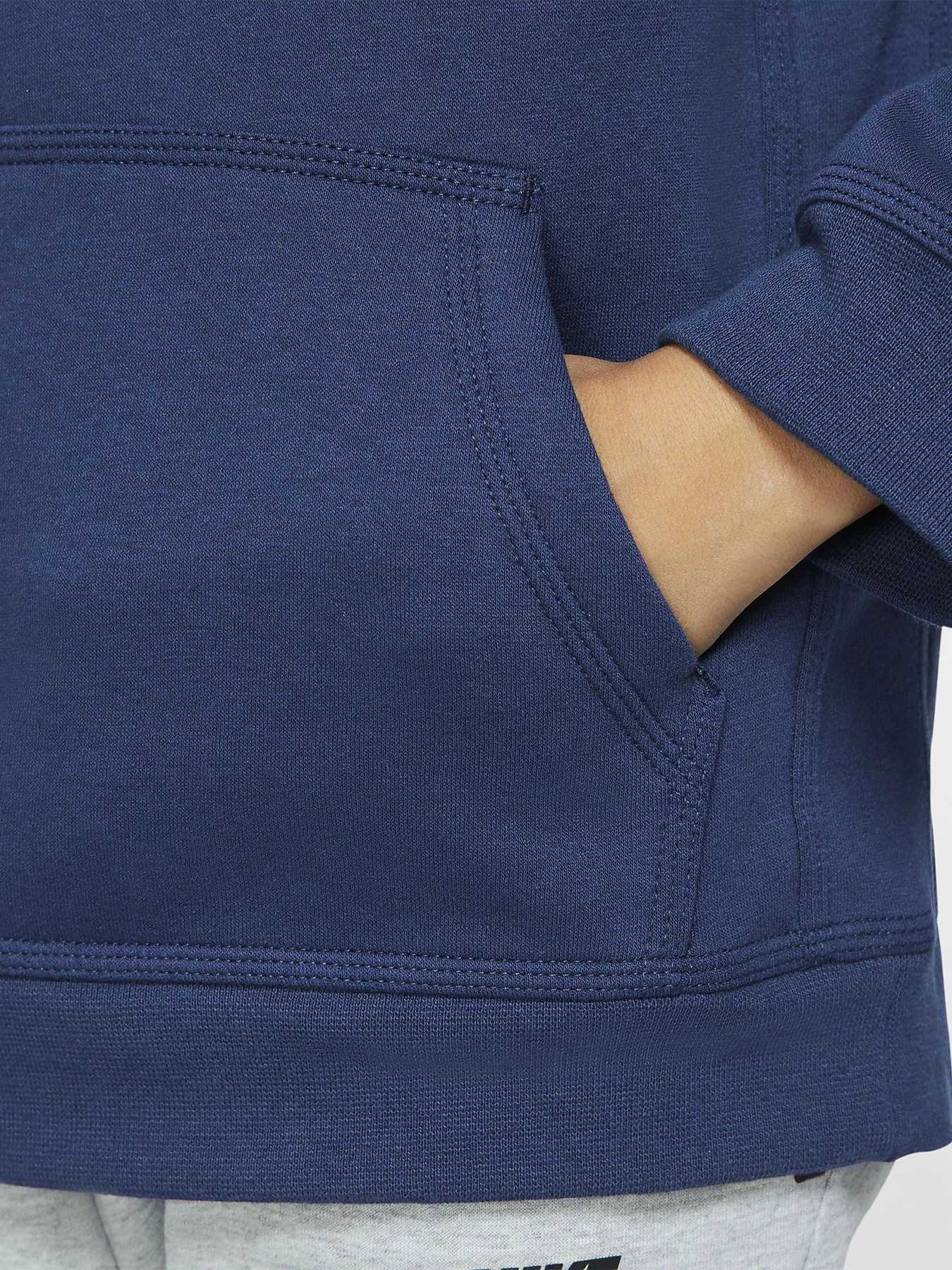 Худи и свитшоты NIKE Sportswear Pullover модель BV3757-410 Фото