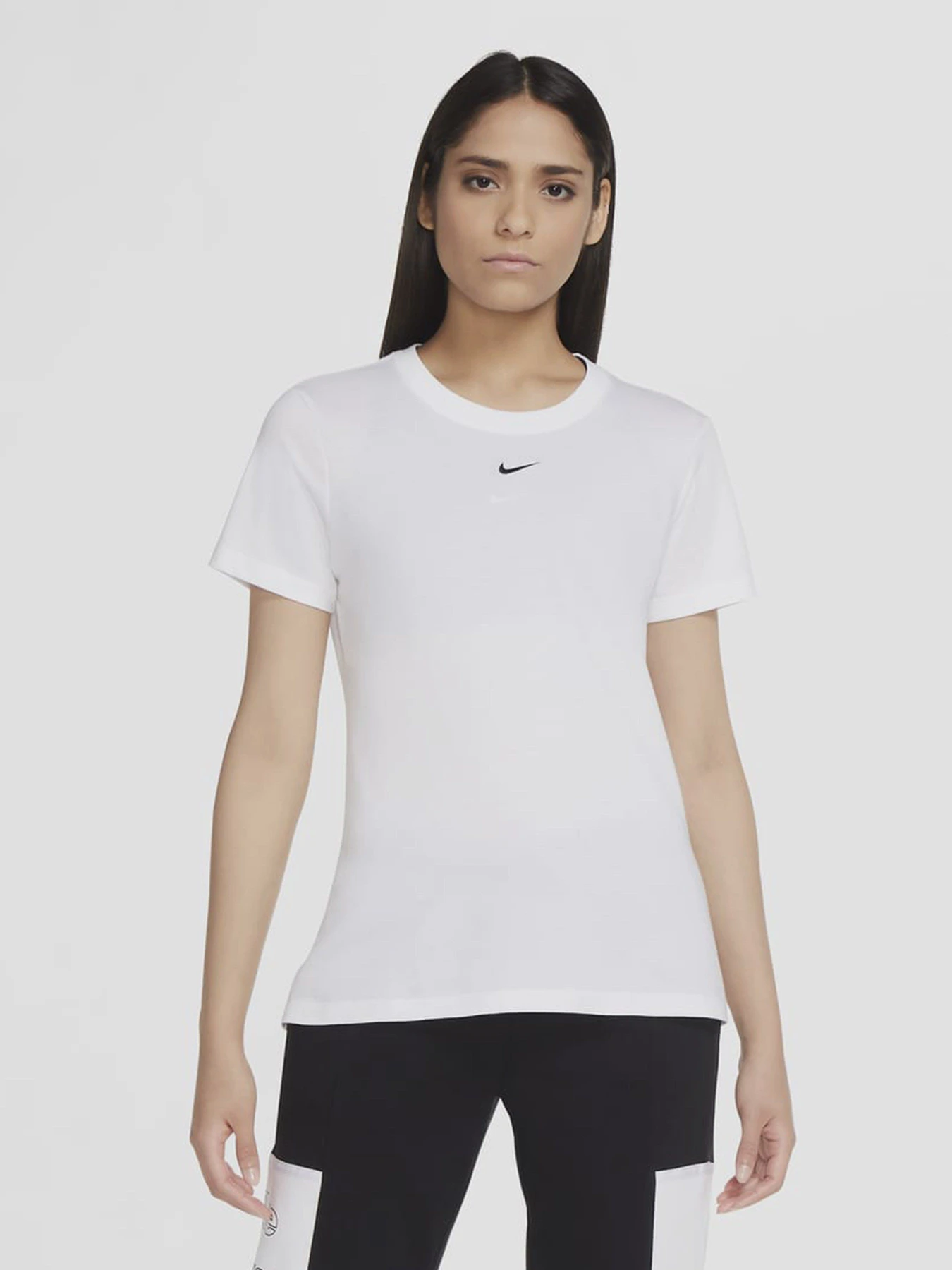 Футболки і поло NIKE Sportswear Essential модель CZ7339-101 Футболки і поло NIKE Sportswear Essential модель CZ7339-101 Фото