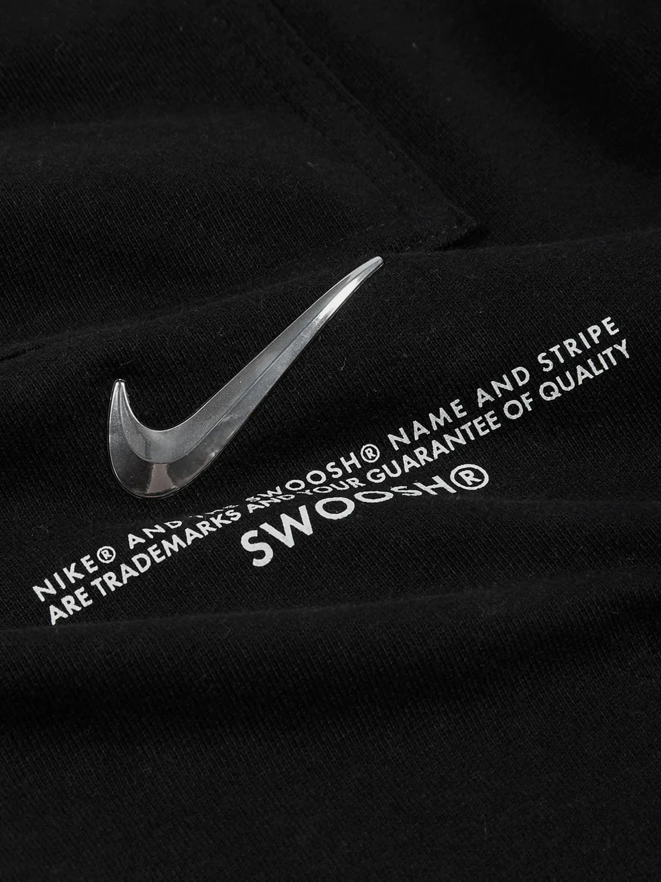 Футболки і поло NIKE  Sportswear Swoosh модель CZ8911-010 Фото